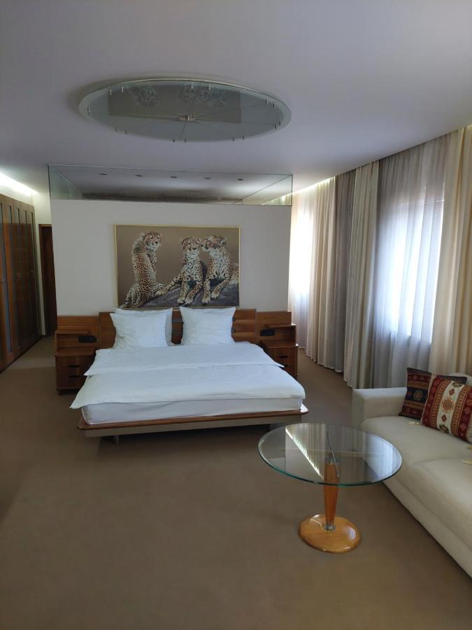 סראייבו Hotel Brass- Free Parking מראה חיצוני תמונה